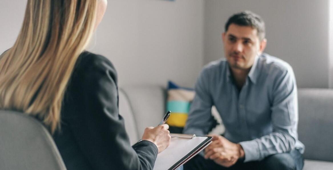 Diagnostyka zaburzeń psychicznych – jak psychiatra w Poznaniu może pomóc?