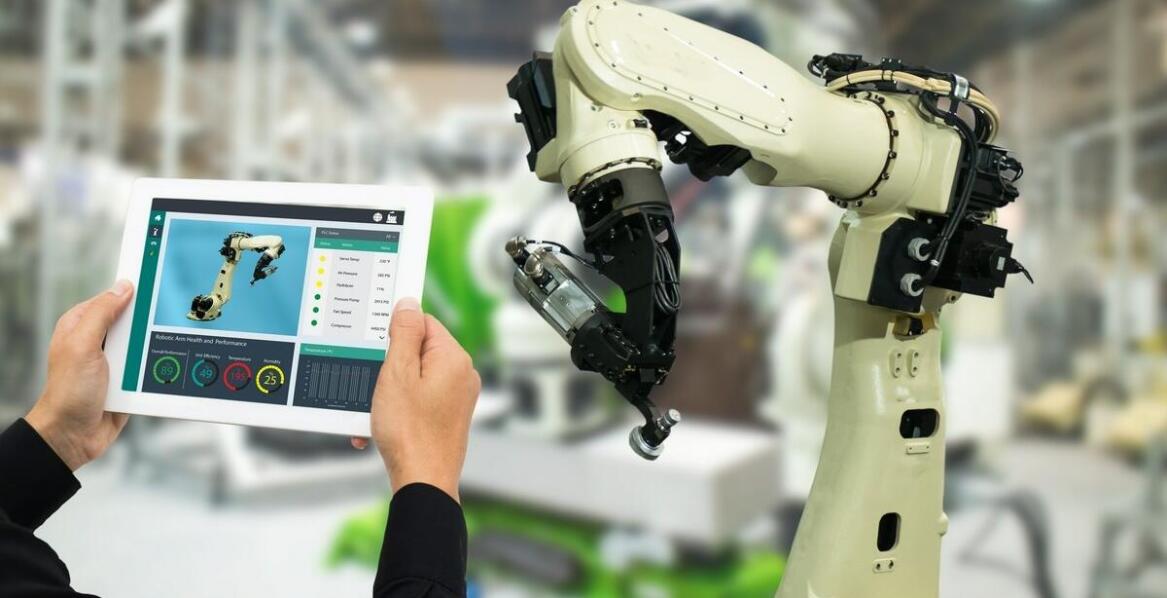 Wpływ automatyki przemysłowej na zarządzanie zasobami ludzkimi w fabrykach