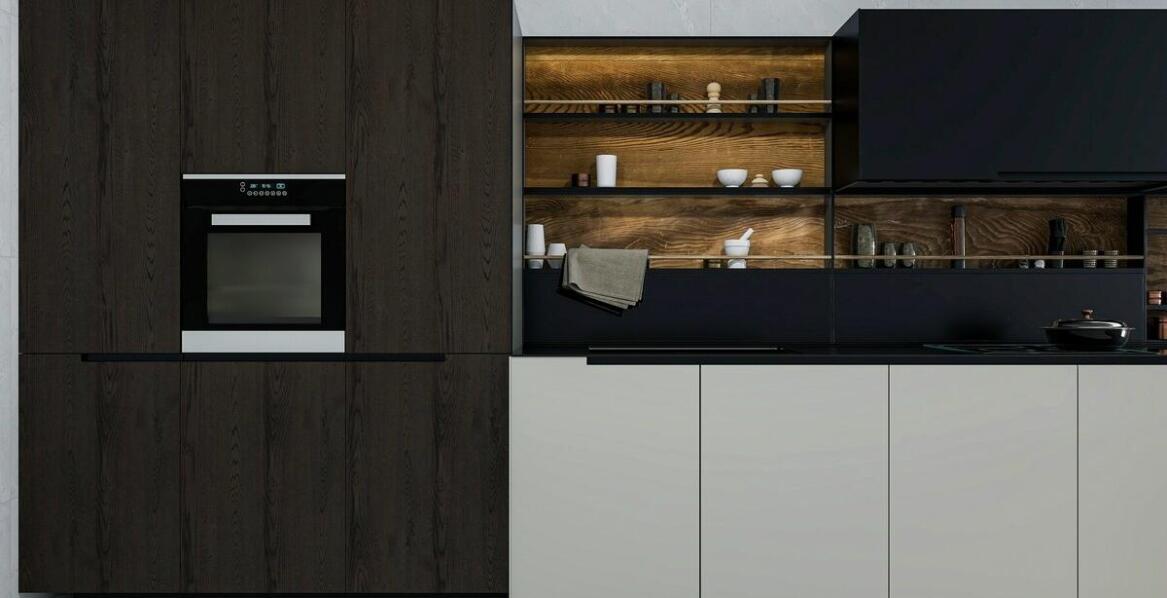 Cichy domyk w systemach kuchennych – dlaczego warto zwrócić na to uwagę?