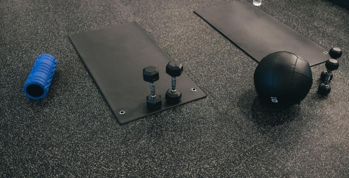 Jakie cechy powinny mieć skarpety sportowe dla aktywnych mężczyzn?