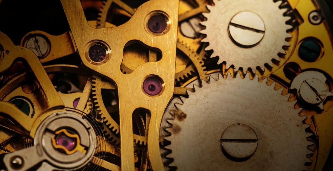 Zastosowanie anodowania na złoto w przemyśle motoryzacyjnym: korzyści i wyzwania