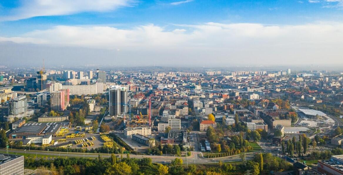 Jakie znaczenie mają pomiary realizacyjne dla precyzyjnego wytyczenia budynków?