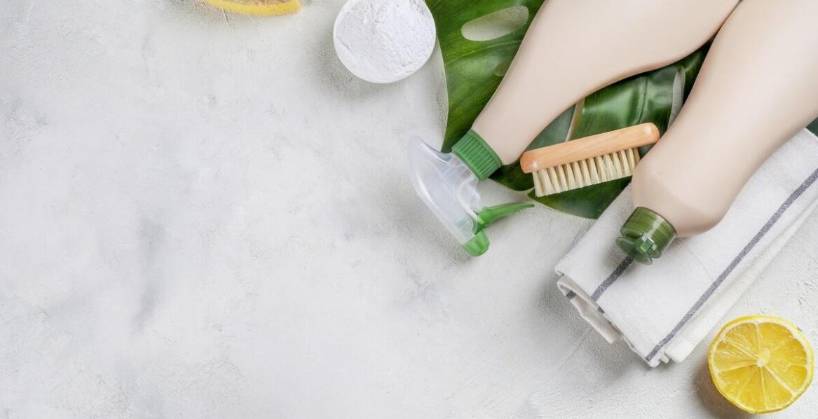 Porównanie plum ecosol 200 z innymi biodegradowalnymi środkami czystości