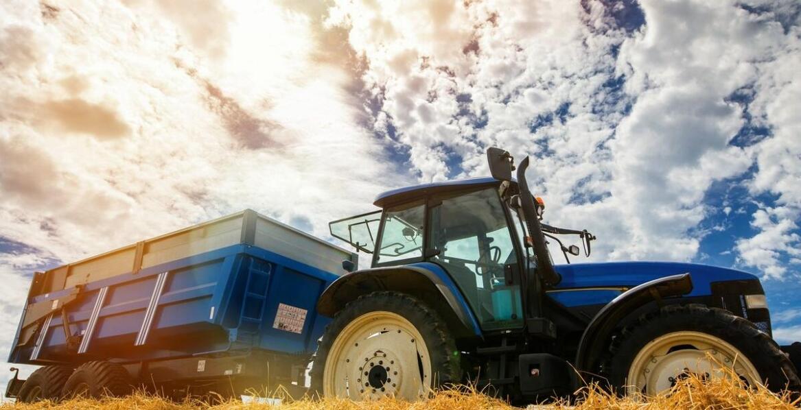 W jaki sposób usługi wozem przeładunkowym przyczyniają się do redukcji kosztów logistycznych?