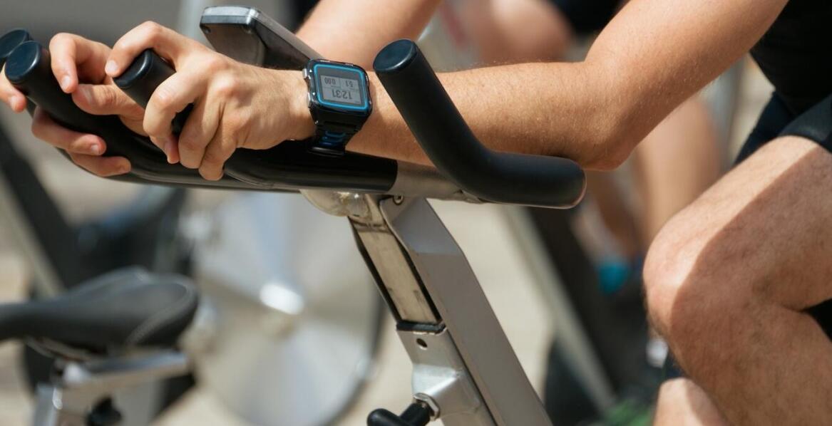 Porównanie rowerów magnetycznych i mechanicznych do użytku domowego