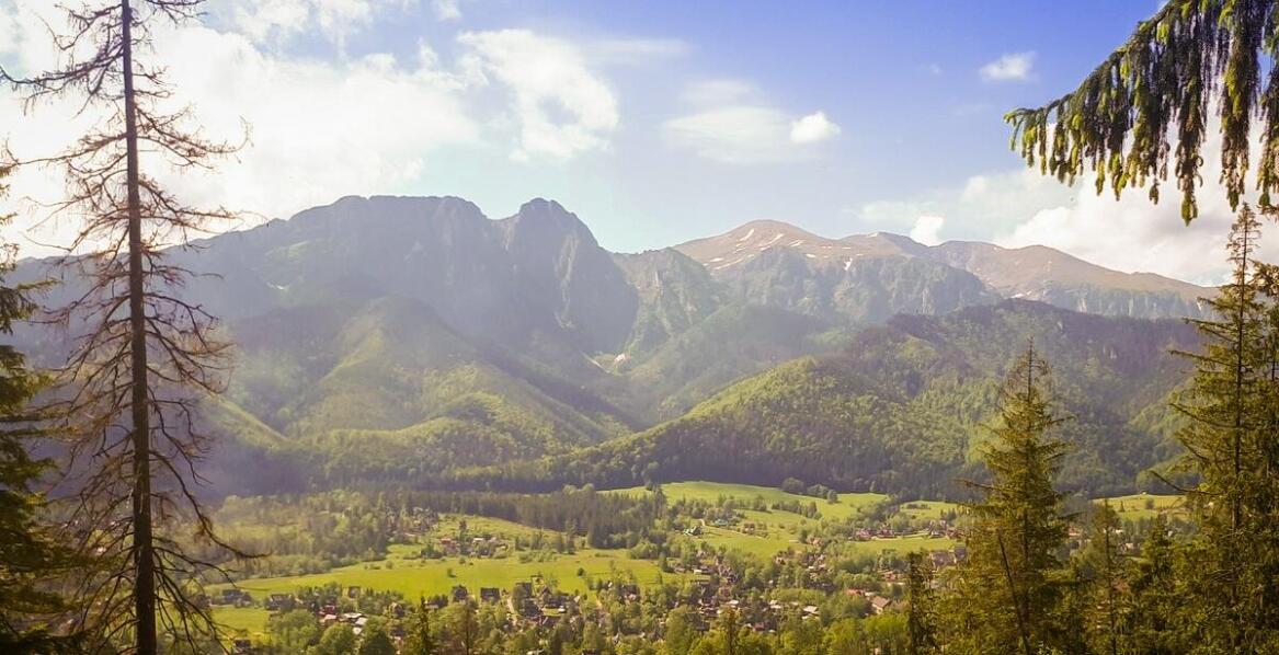 Jakie są najlepsze atrakcje turystyczne w Szklarskiej Porębie latem?