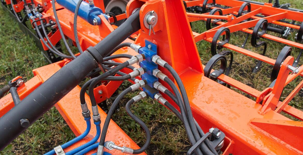 Najnowsze trendy w projektowaniu napędów hydraulicznych – co warto wiedzieć?