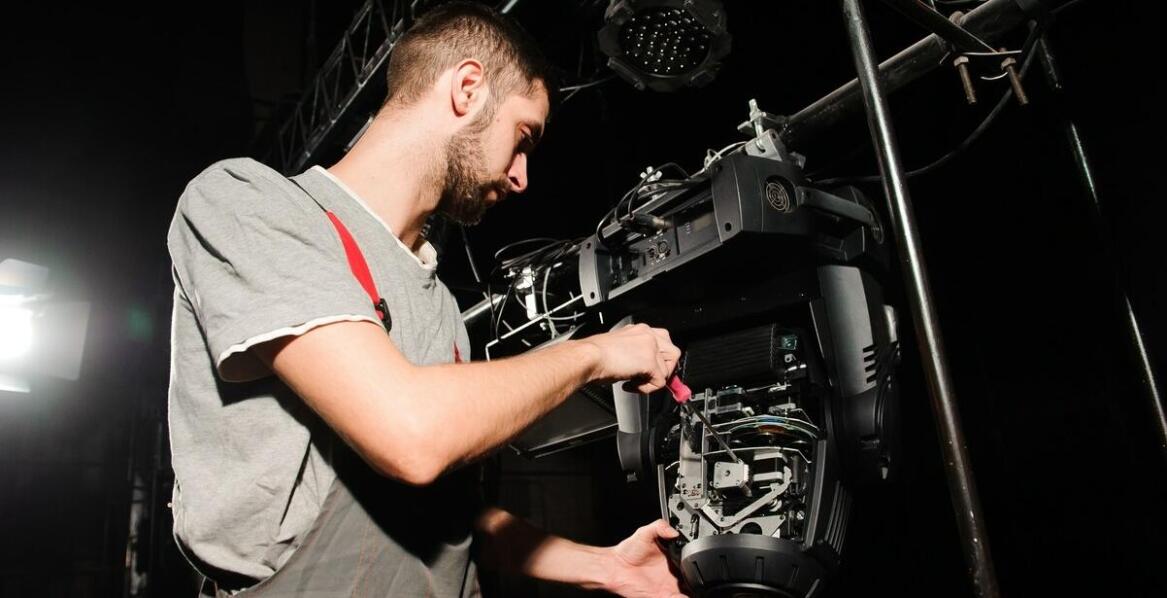 Jak zapewnić sukces swojego stoiska dzięki kompleksowej obsłudze technicznej?