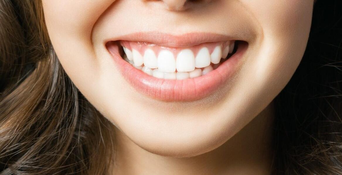 Jak kolagen wpływa na zdrowie dziąseł i jamy ustnej?