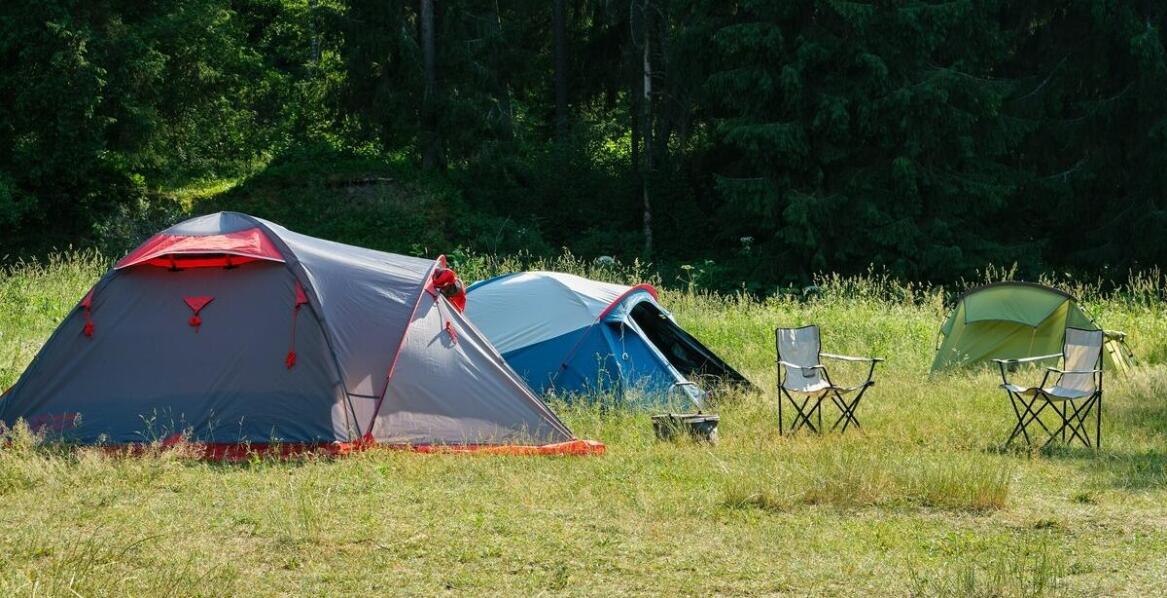 Dlaczego warto zainwestować w hale namiotowe na potrzeby przemysłowe?