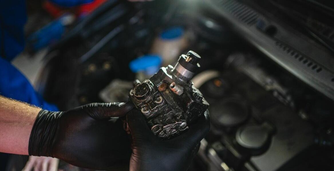 Jak wybierać serwis do regeneracji pompowtryskiwaczy, aby zapewnić najwyższą jakość usług?