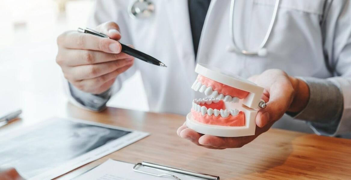 Jak dentysta może pomóc w kształtowaniu zdrowych nawyków żywieniowych?