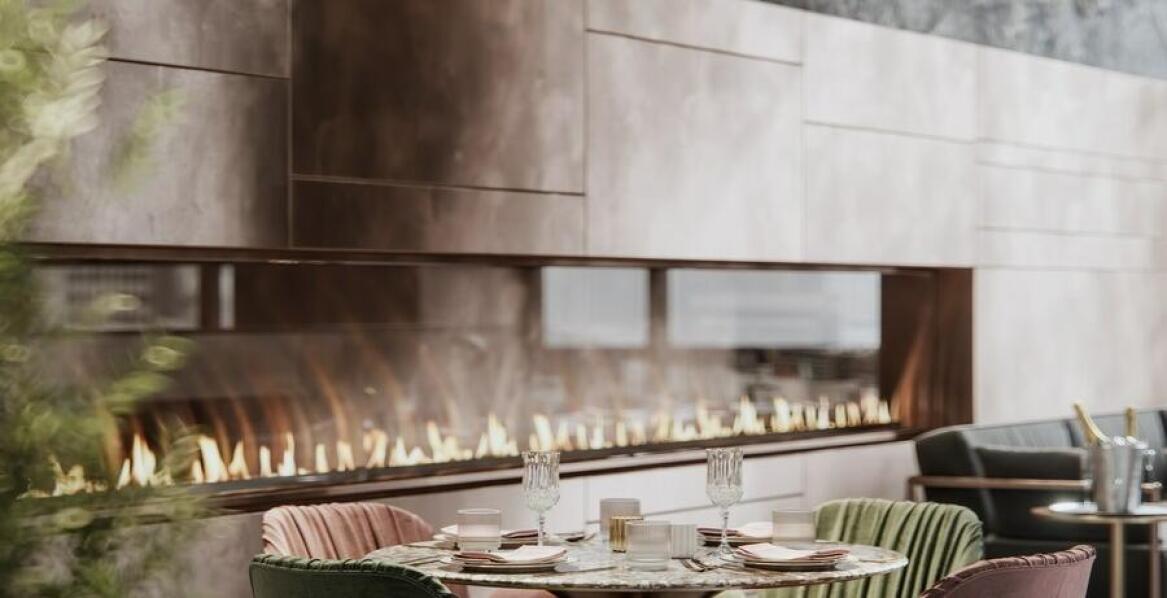 Jakie rozwiązania energooszczędne oferują producenci okien dachowych trzyszybowych?