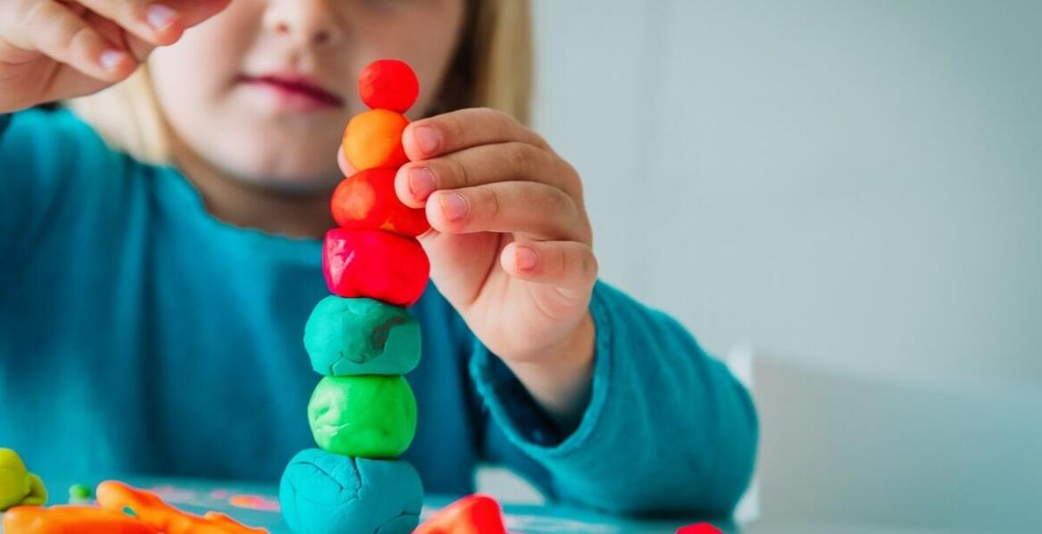 Jakie są korzyści dla dziecka z zabawy klockami miękkimi?