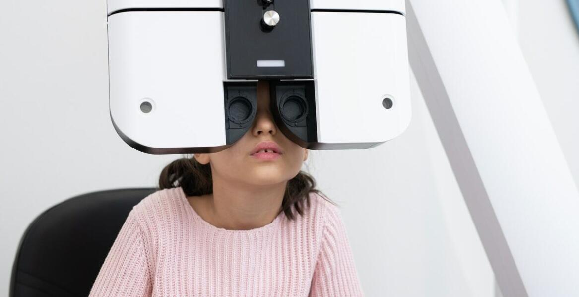 Dlaczego warto regularnie kontrolować stan wzroku u dzieci?