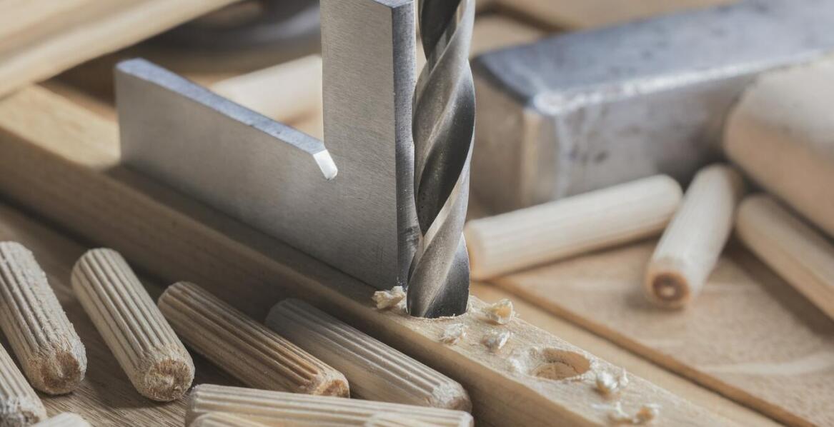 Jak napędy narzędzi wpływają na efektywność obróbki materiałów?