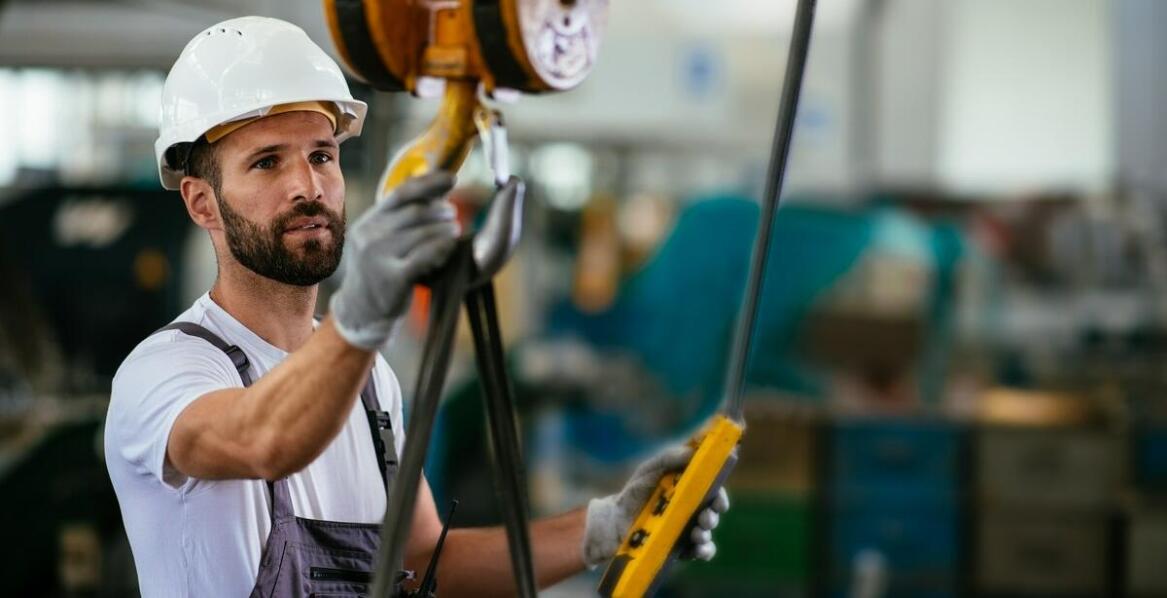 Jakie są zalety zakupu haków holowniczych z polskiej produkcji?