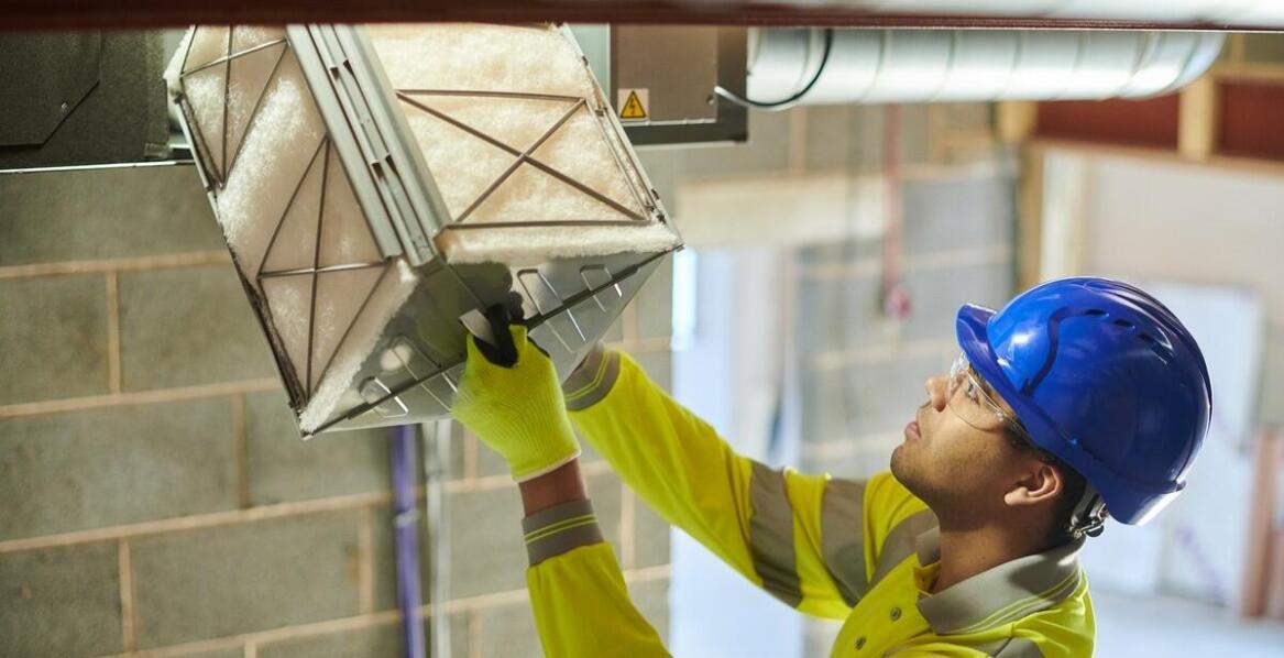 Jakie akcesoria są niezbędne do prawidłowego montażu kanału wentylacyjnego okrągłego 120?