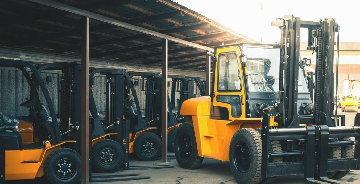 Jakie są główne funkcje odbojów rurowych w ochronie infrastruktury przemysłowej?