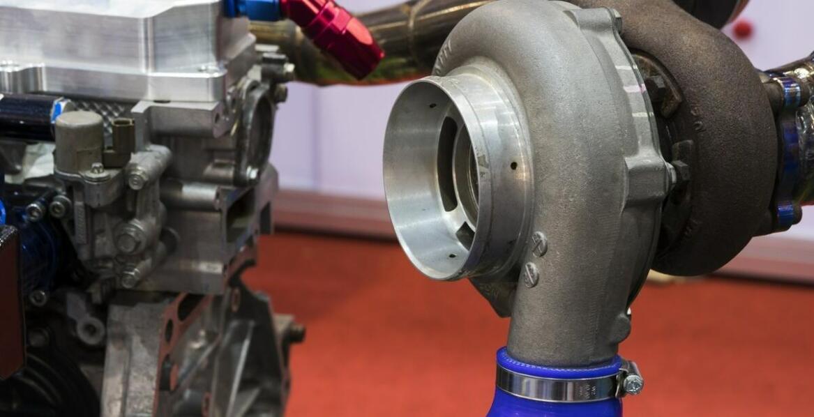 Wpływ regulacji ciśnienia doładowania na wydajność turbosprężarek