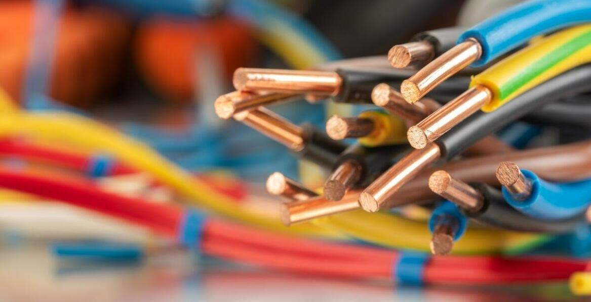 Skup przewodów elektrycznych - jakie są korzyści dla przemysłu?