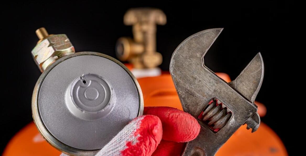 Jak zwiększyć efektywność pracy kosiarki dzięki odpowiedniej żyłce?