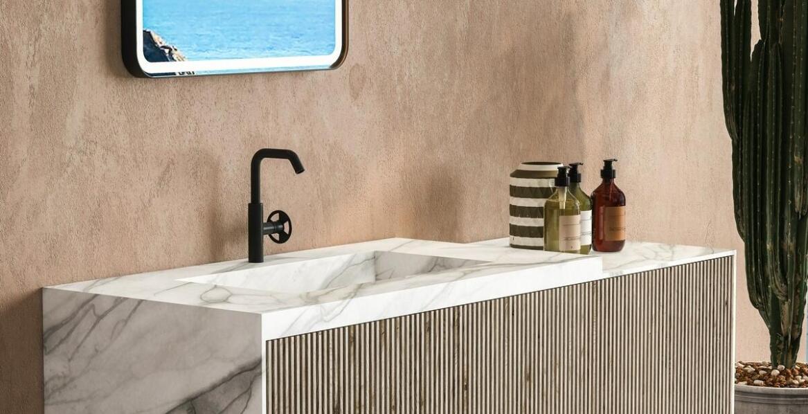Meble łazienkowe na zamówienie – jak zapewnić odporność na wilgoć?