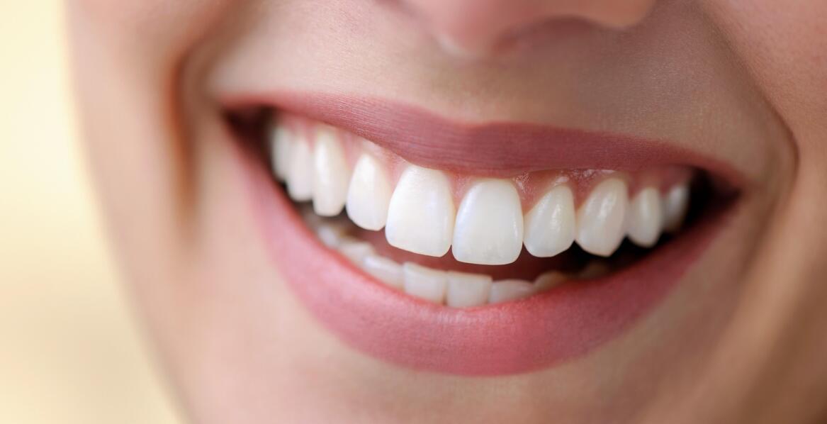 Dentysta w Józefowie - jak wybrać gabinet i jakie zabiegi cieszą się największym zainteresowaniem