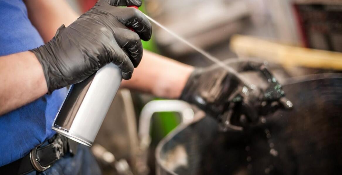 Jak wybrać odpowiednią firmę do realizacji usług malowania proszkowego?