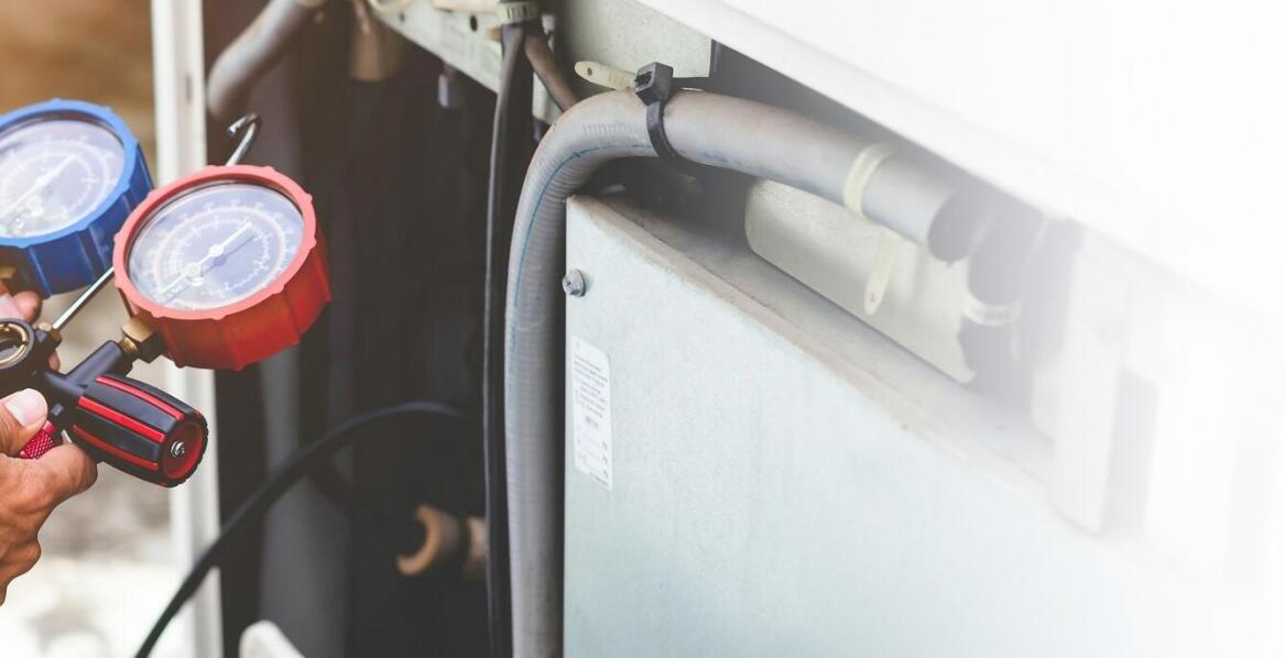 Jakie są koszty związane z serwisem zmywarek w porównaniu do ich wymiany?