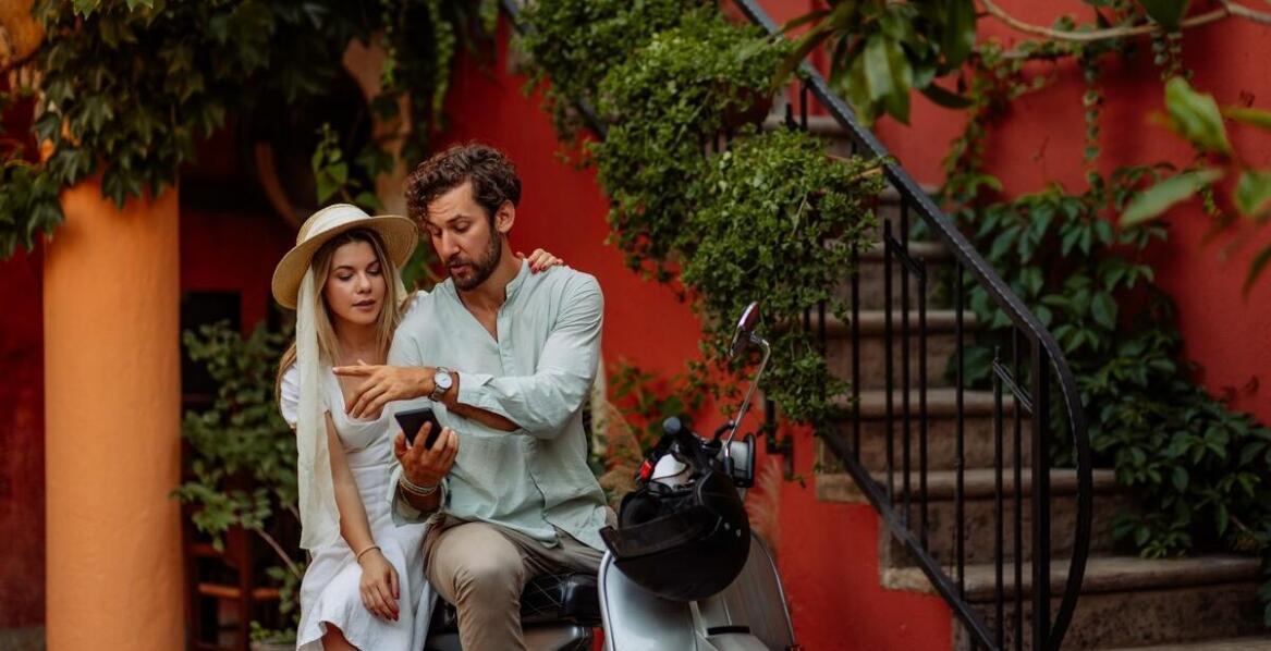 Jakie widoki czekają na uczestników rejsu do Klasztoru Kamedułów?