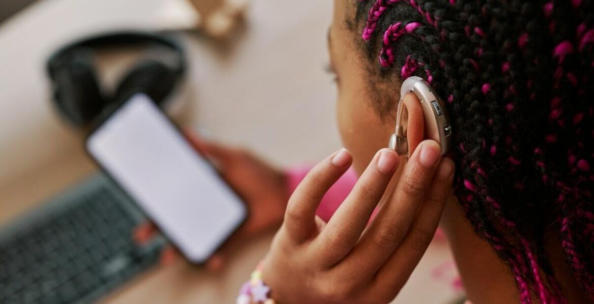 Czy aparaty słuchowe mogą współpracować z innymi urządzeniami audio?