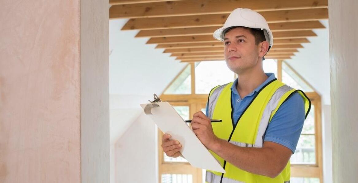 Dlaczego warto wykonać ocenę stanu technicznego budynku przed zakupem?