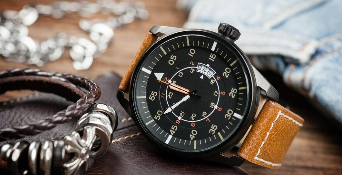 Cechy charakterystyczne zegarka męskiego – dlaczego warto go mieć?
