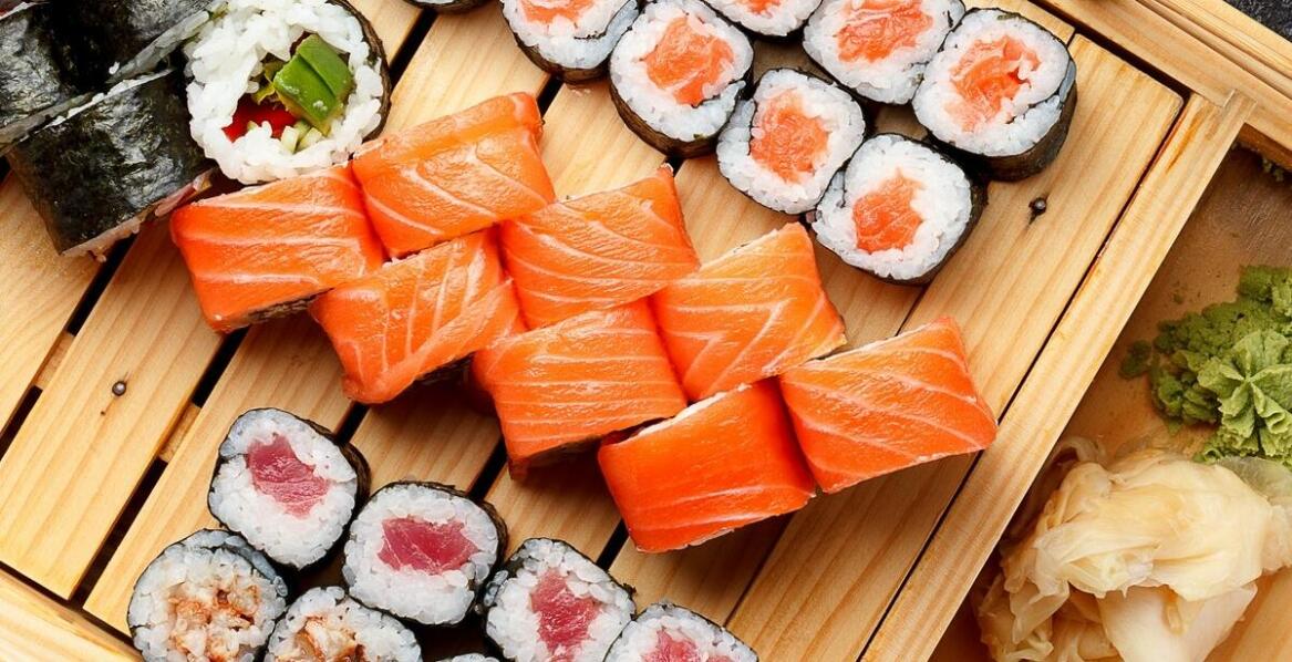 Dlaczego warto wybrać nasze sushi na telefon podczas rodzinnej kolacji?