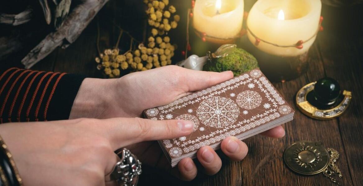 Nadruk na kartach plastikowych: nowoczesne rozwiązania technologiczne