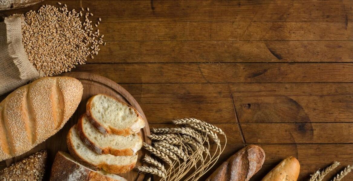 Pieczeń chlebowa a inne rodzaje wędlin – co ją wyróżnia?