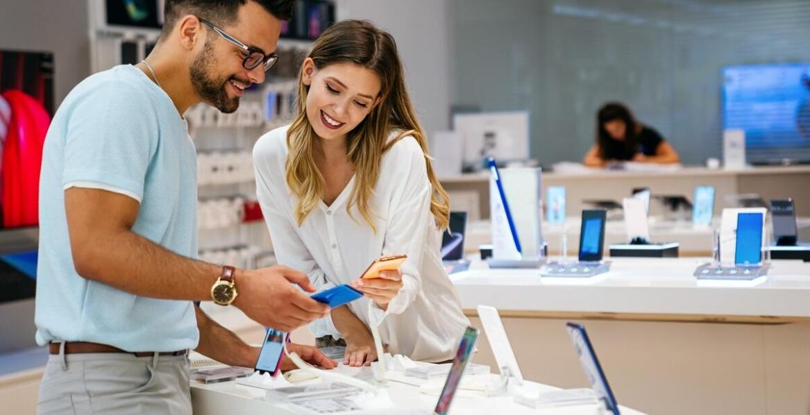 Personalizowane etui na dokumenty – jak podkreślić swoją markę?