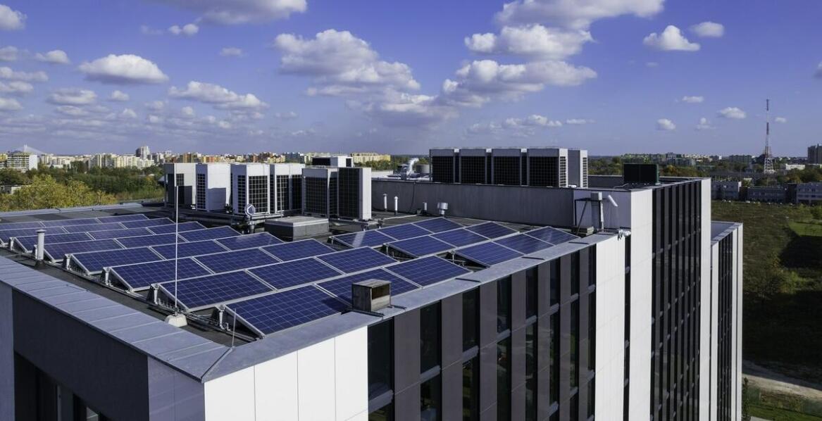 Jakie elementy obejmuje certyfikacja energetyczna lokali mieszkalnych?