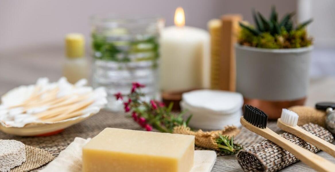 Ekologiczne korzyści płynące z wyboru ręcznie robionych świec sojowych