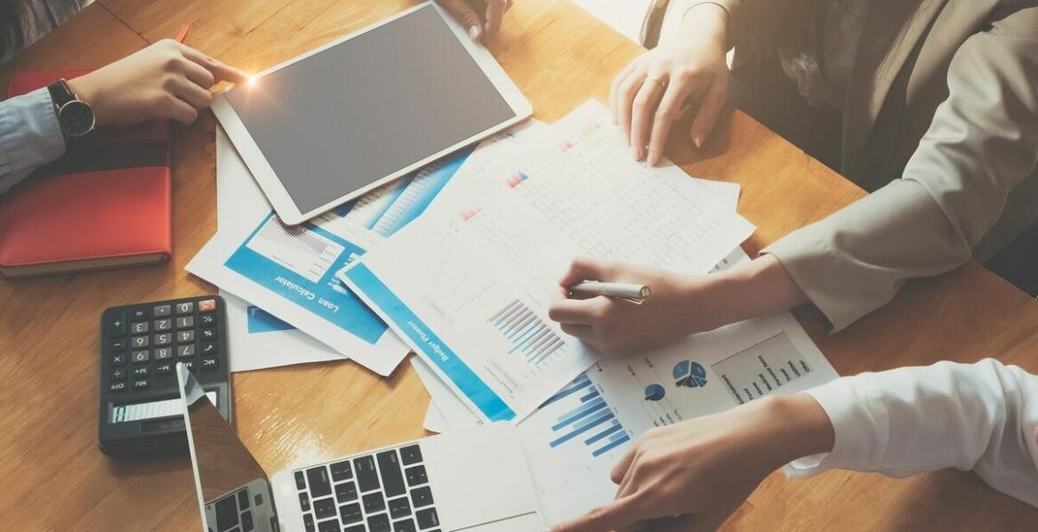 Znaczenie zgodności z regulacjami prawnymi dla raportowania ESG