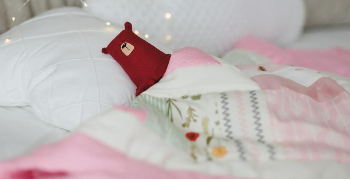 Co warto wiedzieć o montażu łóżka dla dziewczynki? Praktyczne wskazówki