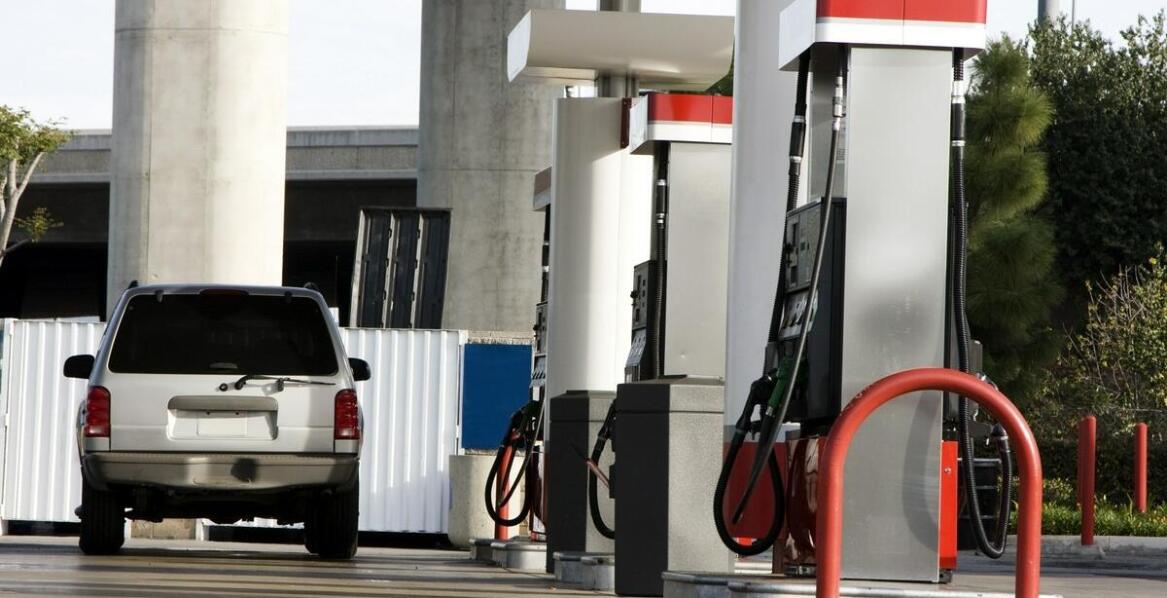 Praktyczne aspekty wdrożenia systemu bezobsługowego tankowania za pomocą kart transponderowych