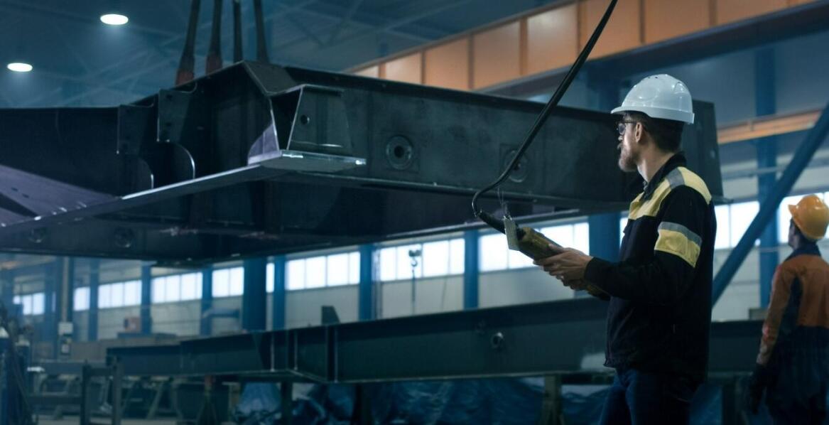 Jak badania nieniszczące wspierają rozwój innowacyjnych rozwiązań w przemyśle stalowym?