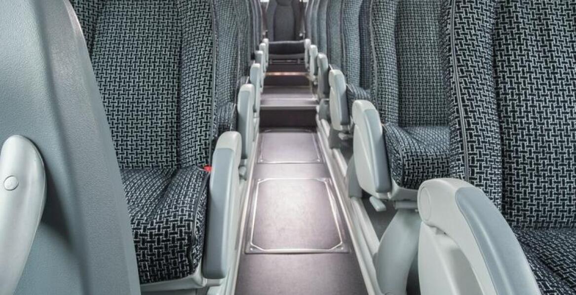 Obsługa wycieczek i szkoleń: jak organizujemy przewozy do Holandii?