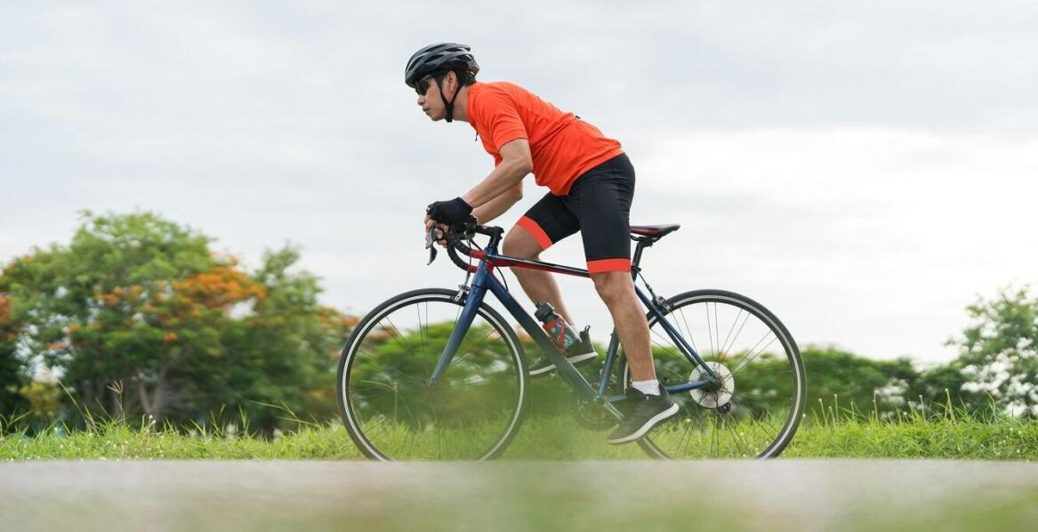 Jakie atrakcje rekreacyjne oferują hotele w kompleksach sportowych?