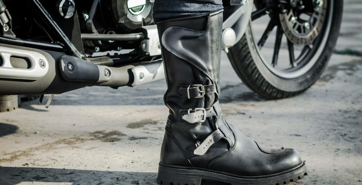 Crash pady i ich rola w ochronie plastikowych elementów motocykla