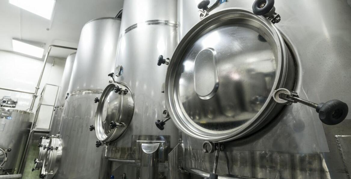 Jakie są korzyści szkiełkowania stali nierdzewnej w produkcji wyrobów sanitarnych?