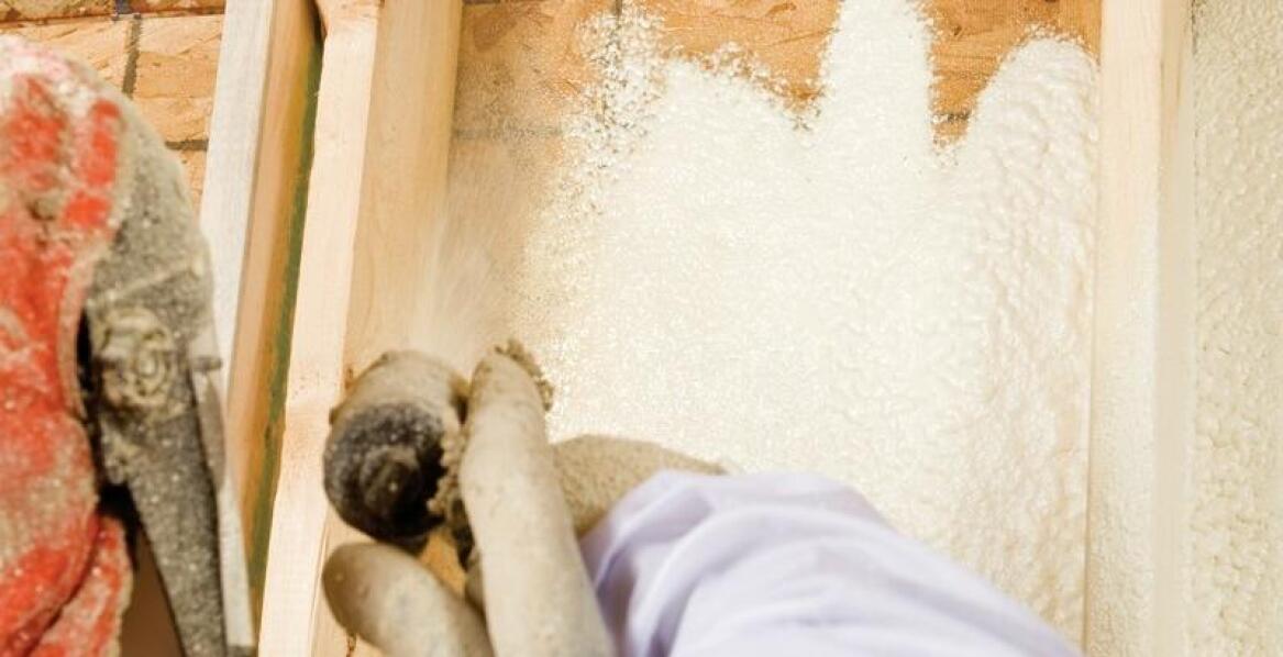 Zalety pianki poliuretanowej w termoizolacji fundamentów