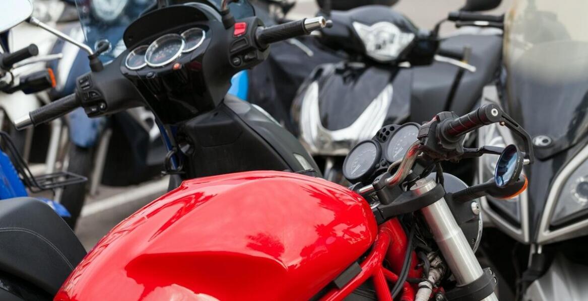 Czym wyróżniają się najnowsze modele motocykli dostępne na rynku?